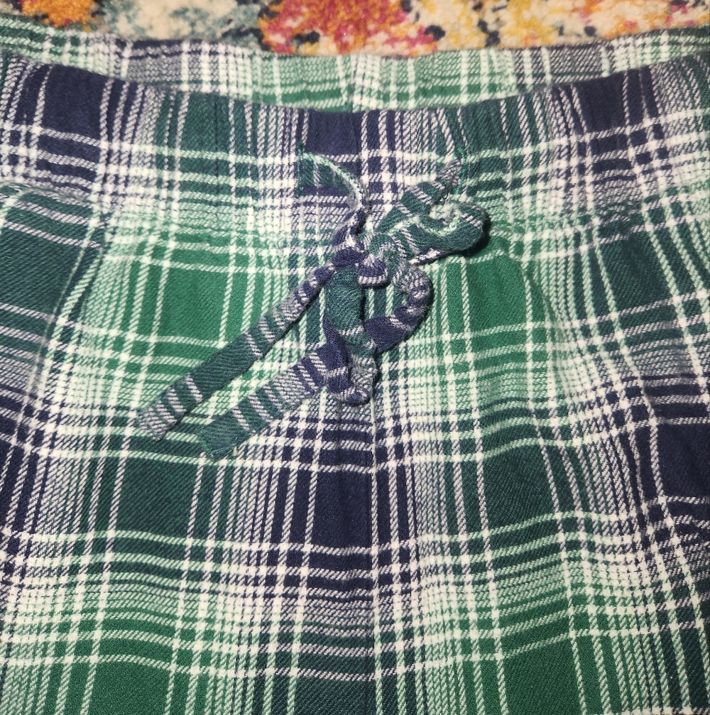Liz Claiborne Green & Plaid Sleepwear Set - Picture 6 of 9